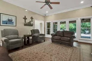 649 Anderson Rd, Whitesboro, TX 76273 - Photo 8