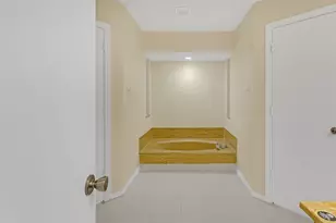 421 Pebblecreek Dr, Garland, TX 75040 - Photo 24