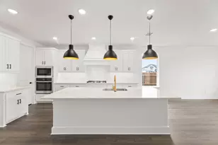 703 Iris Cir, Mansfield, TX 76063 - Photo 22