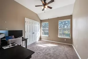 2106 Hunter Pl Ln, Arlington, TX 76006 - Photo 20