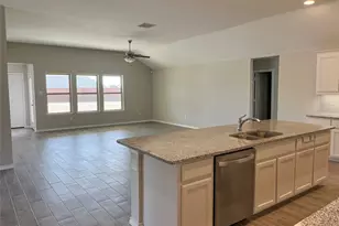 4702 Elite Dr, Sanger, TX 76266 - Photo 6