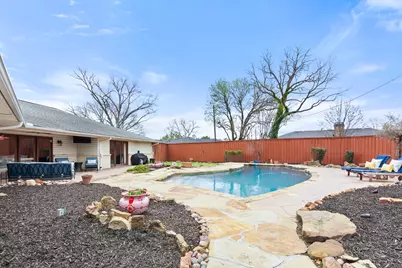 2903 Canyon Creek Drive, Richardson, TX 75080 - Photo 2