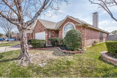 402 Horse Shoe Drive, Euless, TX 76039 - Photo 24