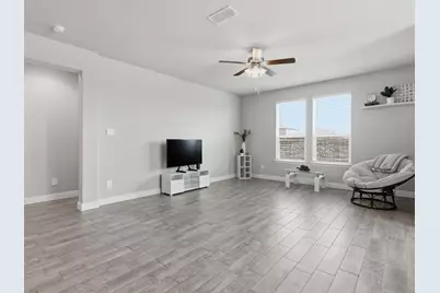 16032 Farringdon Way, Fort Worth, TX 76247 - Photo 12