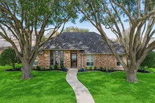 724 Greenway Dr, Coppell, TX 75019 - Photo 2