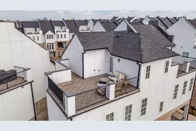 4629 Greenborough Lane, Dallas, TX 75219 - Photo 32