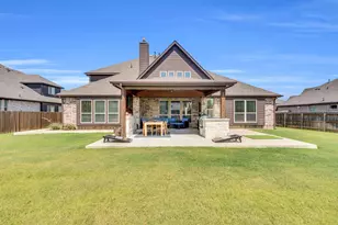 2403 Bear Trl, Mansfield, TX 76063 - Photo 16