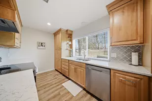 6304 Buckingham Trail, North Richland Hills, TX 76182 - Photo 8