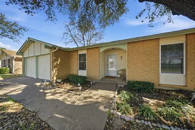 6304 Buckingham Trail, North Richland Hills, TX 76182 - Photo 2