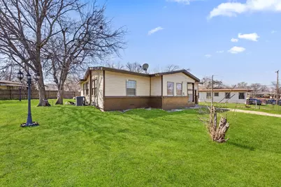 3432 Avenue C, Fort Worth, TX 76105 - Photo 2