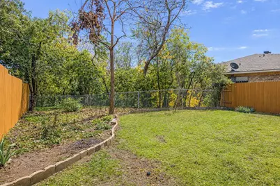 8331 Lullwater Drive, Dallas, TX 75218 - Photo 12