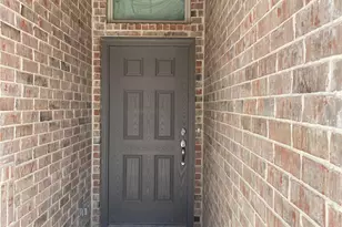 5824 Utopia Dr, Fort Worth, TX 76179 - Photo 2