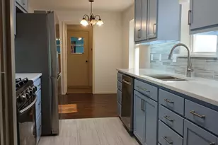 910 Worcester Ln, Garland, TX 75040 - Photo 8