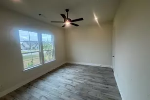 806 Valley Ridge Rd, Van Alstyne, TX 75495 - Photo 4