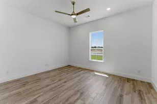 815 Vly Rdg Rd, Van Alstyne, TX 75495 - Photo 8