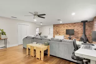 2233 Goldenrod Ave, Fort Worth, TX 76111 - Photo 32