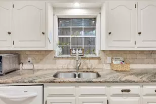 2233 Goldenrod Ave, Fort Worth, TX 76111 - Photo 16