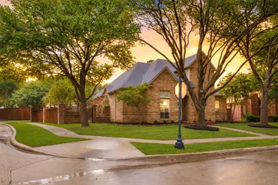 5820 Westmont Drive, Plano, TX 75093 - Photo 2