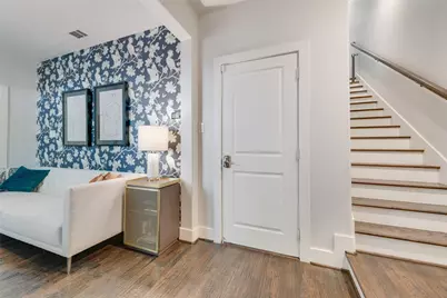 5807 Bryan Parkway #50, Dallas, TX 75206 - Photo 2
