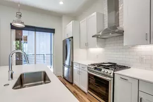 4419 Cabell Dr, Dallas, TX 75204 - Photo 10