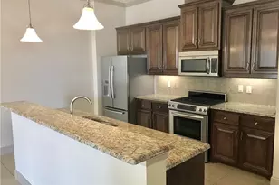 10555 Steinbeck Ln, Irving, TX 75063 - Photo 6