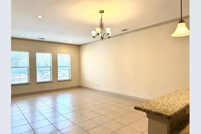 10555 Steinbeck Lane, Irving, TX 75063 - Photo 10