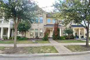 10555 Steinbeck Ln, Irving, TX 75063 - Photo 2