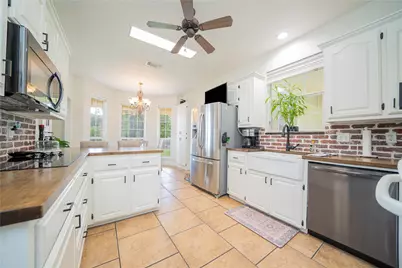 370 Bass Creek Trail, Mt Pleasant, TX 75455 - Photo 10