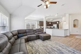 212 Magnolia Dr, Azle, TX 76020 - Photo 4