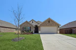 212 Magnolia Dr, Azle, TX 76020 - Photo 4