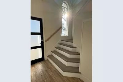 2801 Country Villa Circle, Carrollton, TX 75006 - Photo 4