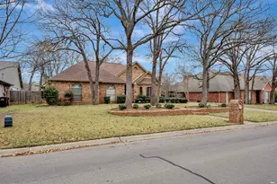 1501 Lynhurst Ln, Denton, TX 76205 - Photo 2