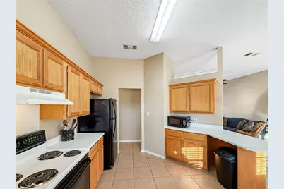 1013 Solomon Drive, Commerce, TX 75428 - Photo 14