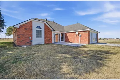 1177 Plover Circle, Ponder, TX 76259 - Photo 36
