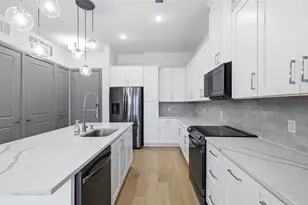 2700 Old Denton Rd, Carrollton, TX 75007 - Photo 4