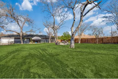 532 W Five Mile Parkway, Dallas, TX 75224 - Photo 12