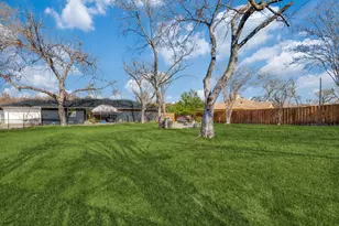 532 W Five Mile Pkwy, Dallas, TX 75224 - Photo 12