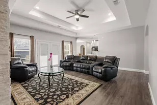 104 N 4th St, Trenton, TX 75490 - Photo 6