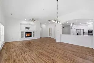 8925 Crestview Dr, Denton, TX 76207 - Photo 12