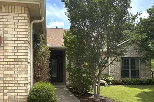 8925 Crestview Dr, Denton, TX 76207 - Photo 2