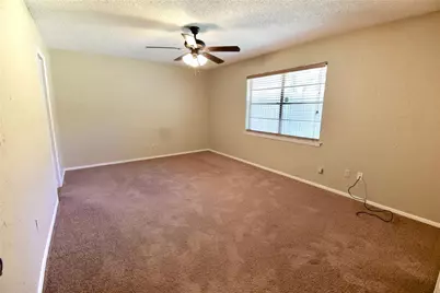 5604 Ember Drive, Arlington, TX 76016 - Photo 10