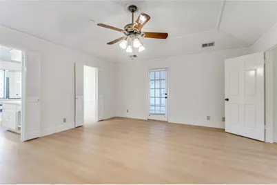 2805 Staffordshire Drive, Carrollton, TX 75007 - Photo 20