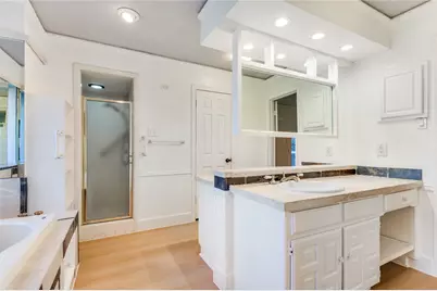 2805 Staffordshire Drive, Carrollton, TX 75007 - Photo 22