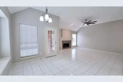 2628 Crepe Myrtle Drive, Flower Mound, TX 75028 - Photo 10