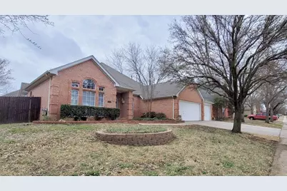 2628 Crepe Myrtle Drive, Flower Mound, TX 75028 - Photo 2