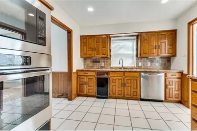 2805 Staffordshire Drive, Carrollton, TX 75007 - Photo 10