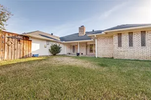 2805 Staffordshire Dr, Carrollton, TX 75007 - Photo 26