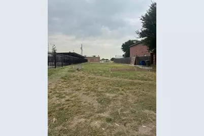 4105 Preferred Place, Dallas, TX 75237 - Photo 2