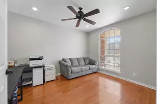 2011 Brianna Ln, Arlington, TX 76001 - Photo 6
