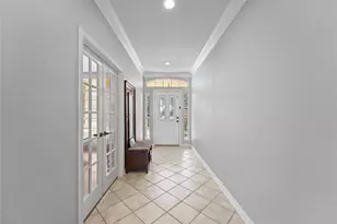 2011 Brianna Ln, Arlington, TX 76001 - Photo 4